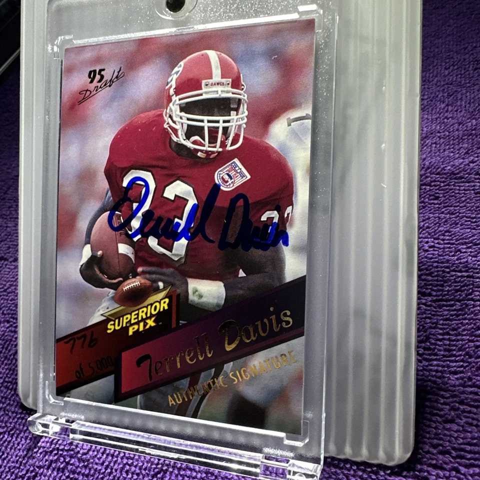 Terrell Davis 1995 Superior Pix Autograph /5000 Denver Broncos Football Card - Image 2 of 4