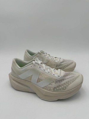 New Balance FuelCell SuperComp Trainer v2 Women Running Shoe Beige 8.5B WFCXLJ4