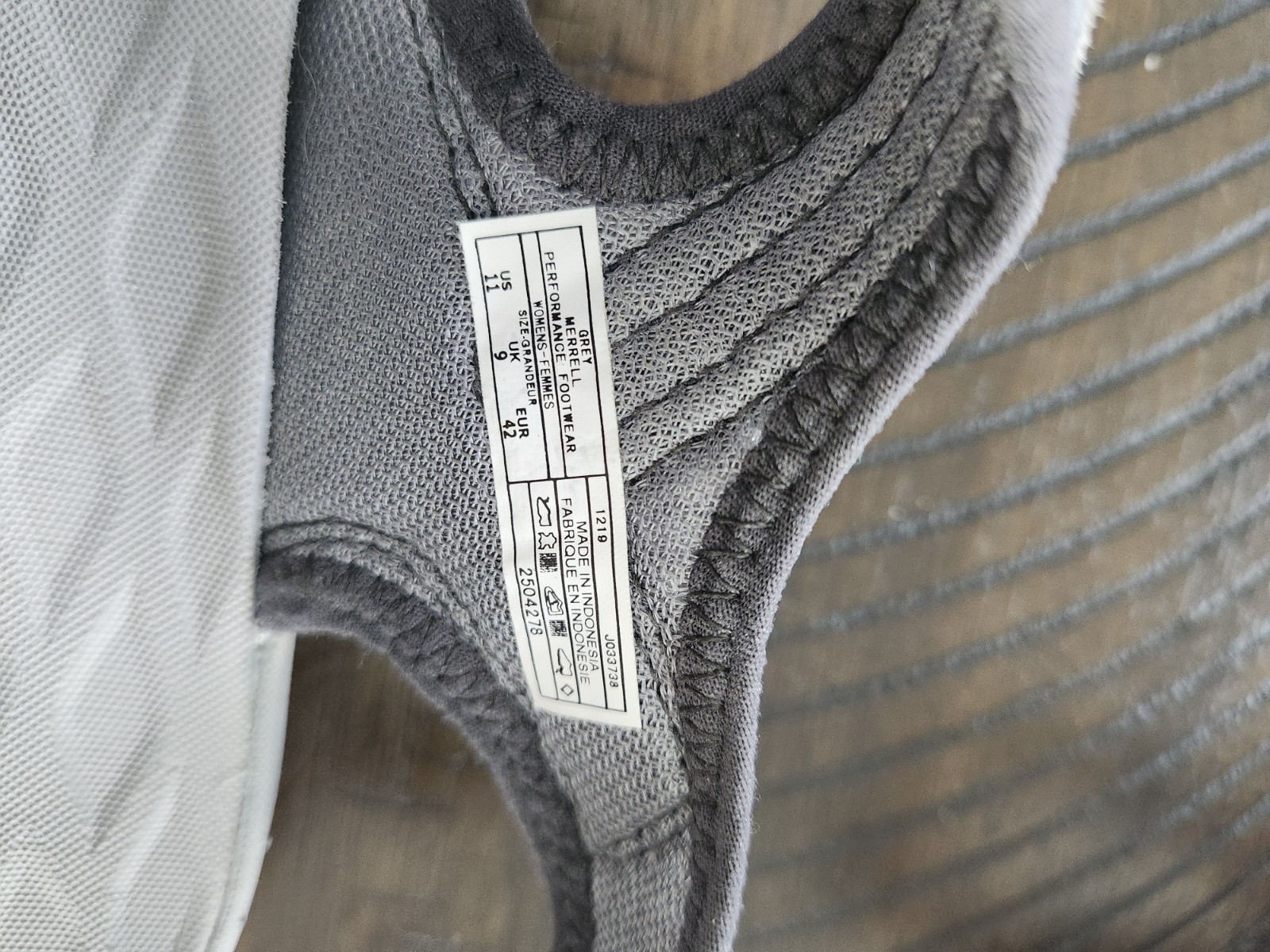 Merrell Closed Toe Performance Hiking Sandal Shoe… - image 6