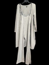 Gray Striped Knit 2 Piece Top  Pants Set Women's Size M Long Sleeve