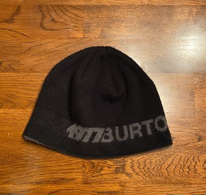 burton snow hat