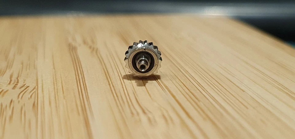 Genuine IWC Pilot Crown Mark Series 327001 007 - Image 4 of 4