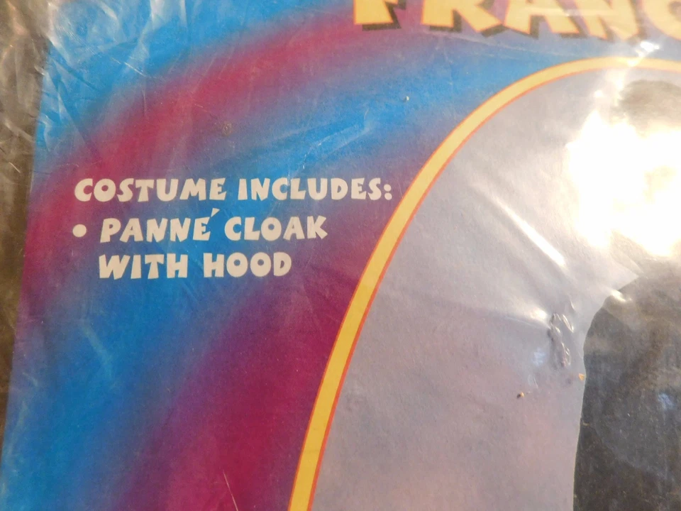 Disfraz de Halloween capa con capucha Foto 3 de 4
