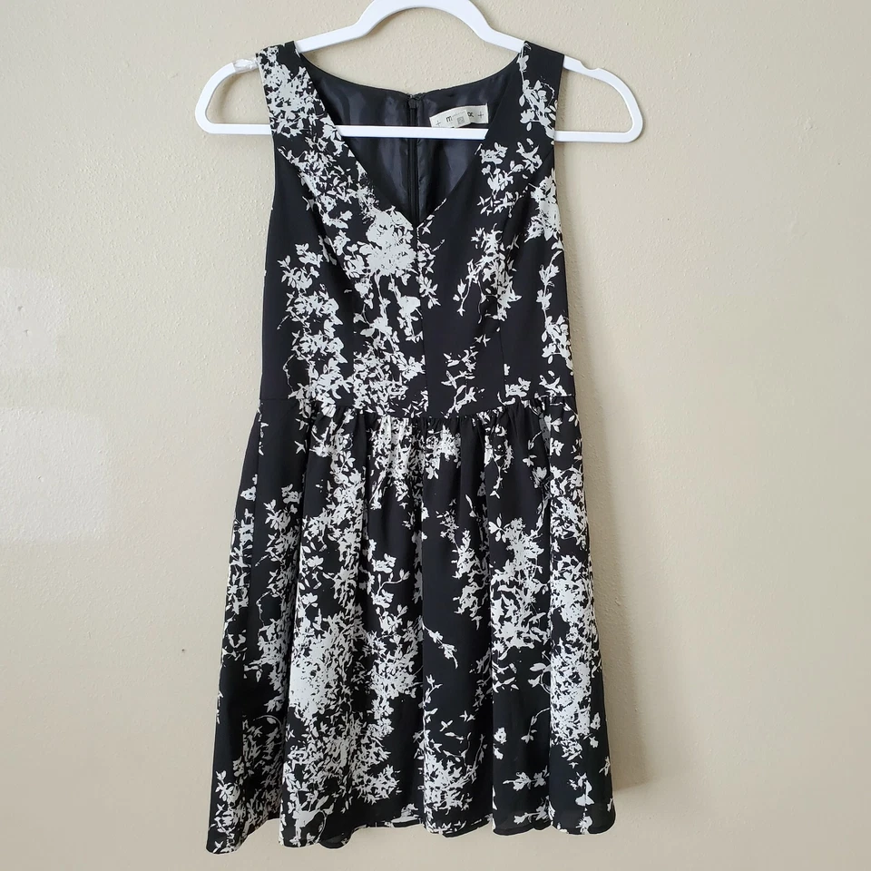 Mac + Jac Womens Black Floral Sleeveless V-Neck Mini Fit Flare Dress Size Small  - Image 2 of 4