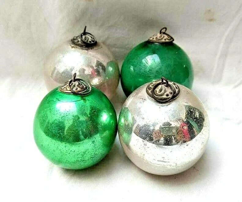 4 Pcs Original Vintage Green Silver Glass Christmas Kugel