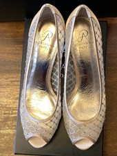 Adrianna Papell Jamie Nude Mesh Rhinestone Peep Toe Evening Pumps Sz 9