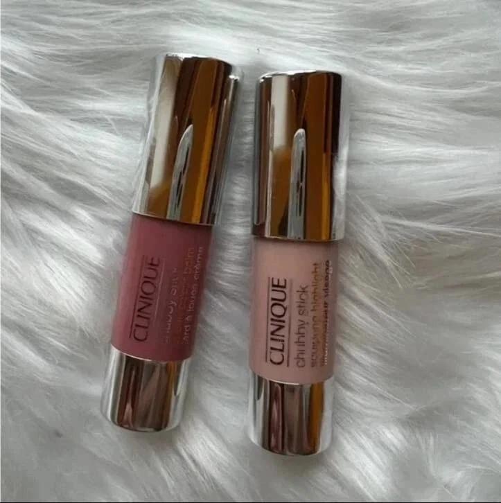 Clinique Chubby Stick Sculpting Highlight Hefty Cheek Color Balm Amp'd Up Apple - Image 2 of 3