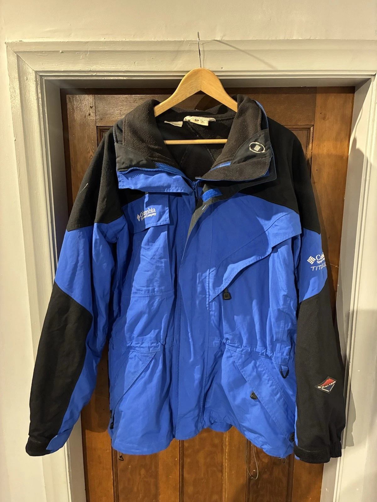 Columbia Titanium Omnitech Ski Jacket Blue Men XL Removable Fleece Snow Outdoor
Opens in a new windo