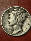 "BUY IT NOW"  1942-P Mercury SILVER Dime Actual coin shown i FINE [F] Condition