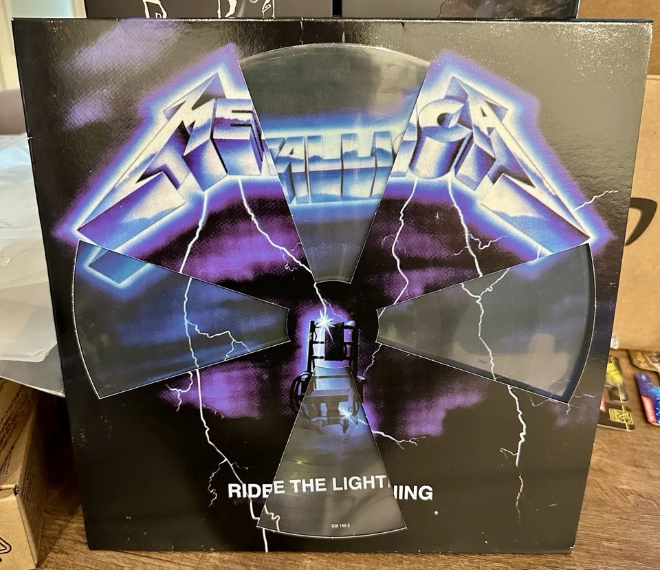 Metallica RIDE THE LIGHTNING Vertigo 838 140-3 Picture Disc Die Cut Jacket RARE! - Image 4 of 4