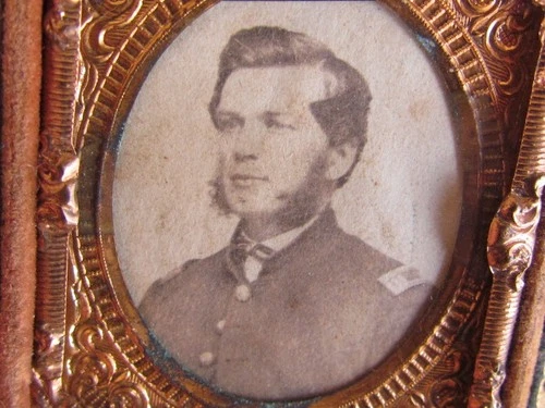 Civil War Captain albumen photo in wood frame case