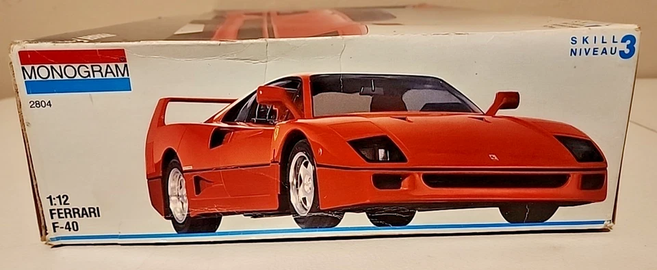 Monogram Ferrari F40 Kit # 2804 Open Box See All Pictures 1:12 - Image 3 of 4