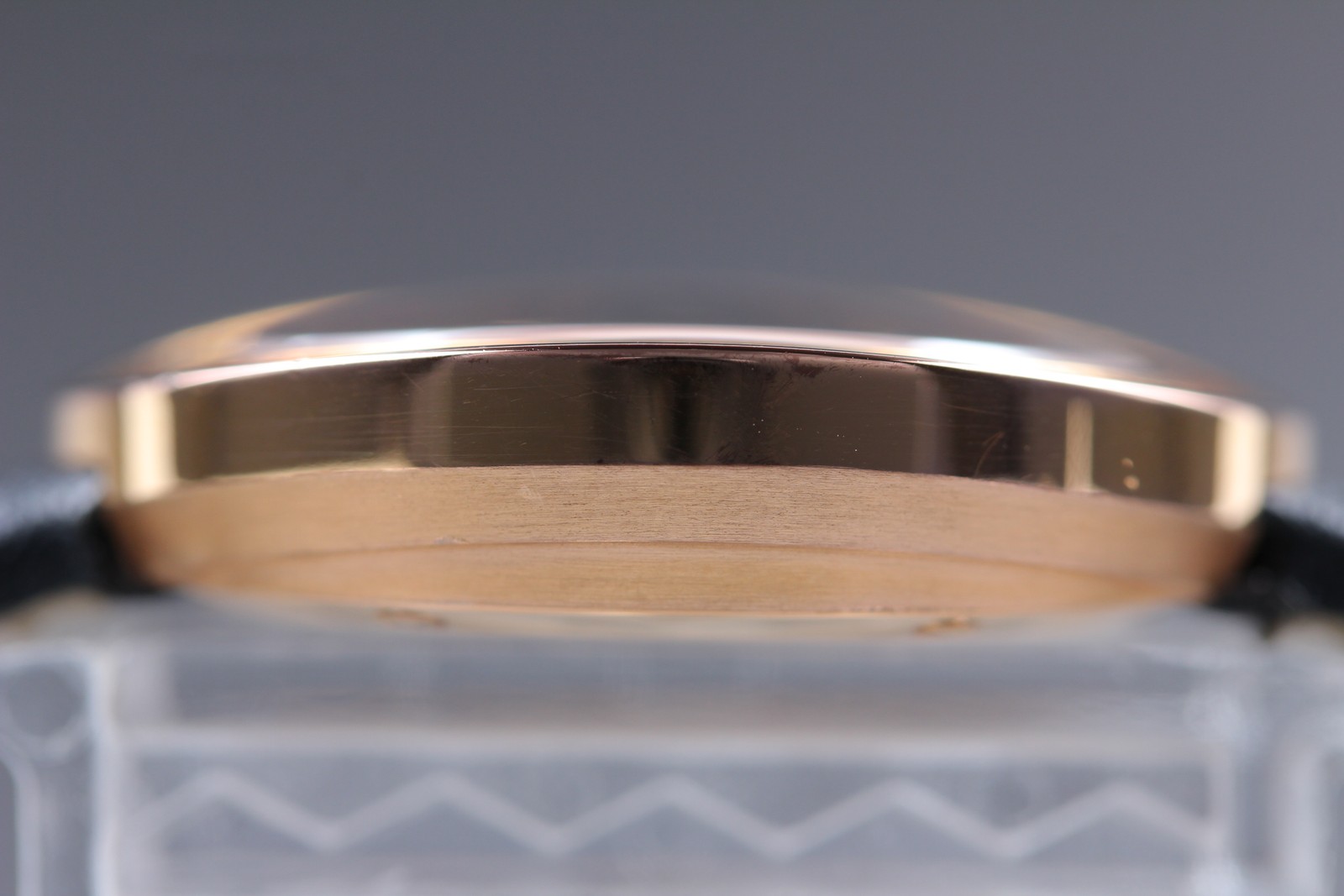 Near MINT Fendi My Way 35000S Black Dial Gold Quartz 28mm Ladies Elegant Watch thumbnail 5