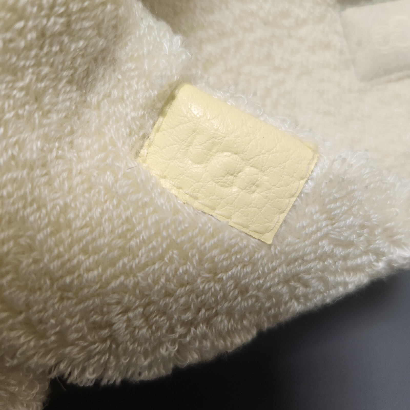 PANTOFOLA D’ORO UGG Fuzz Sugar Terry Cross Banana Pudding Giallo Ciabatte Slide Taglia 7