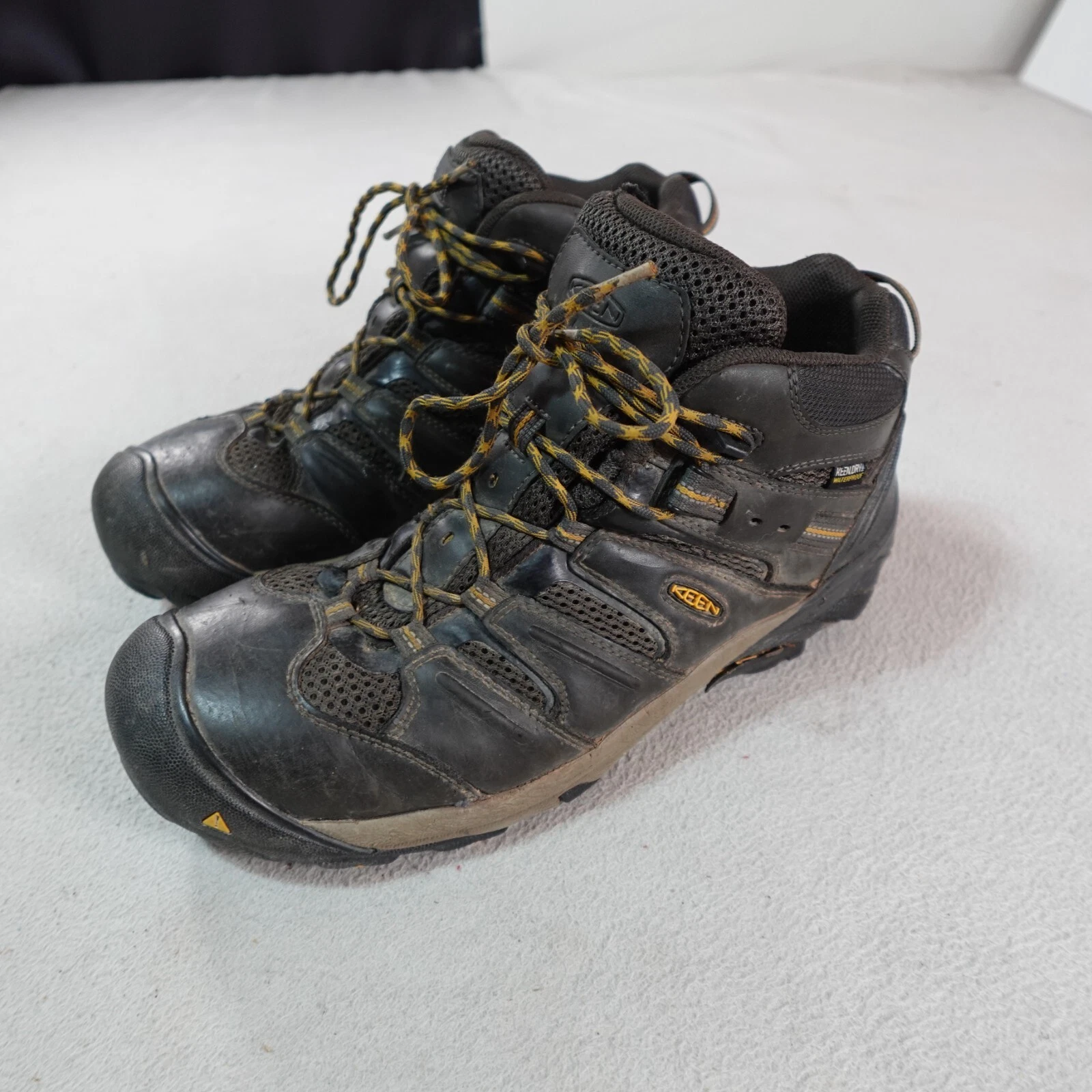KEEN Boots Mens 13 D Black Utility Flint Mid F2413-18 Steel Toe Leather Work