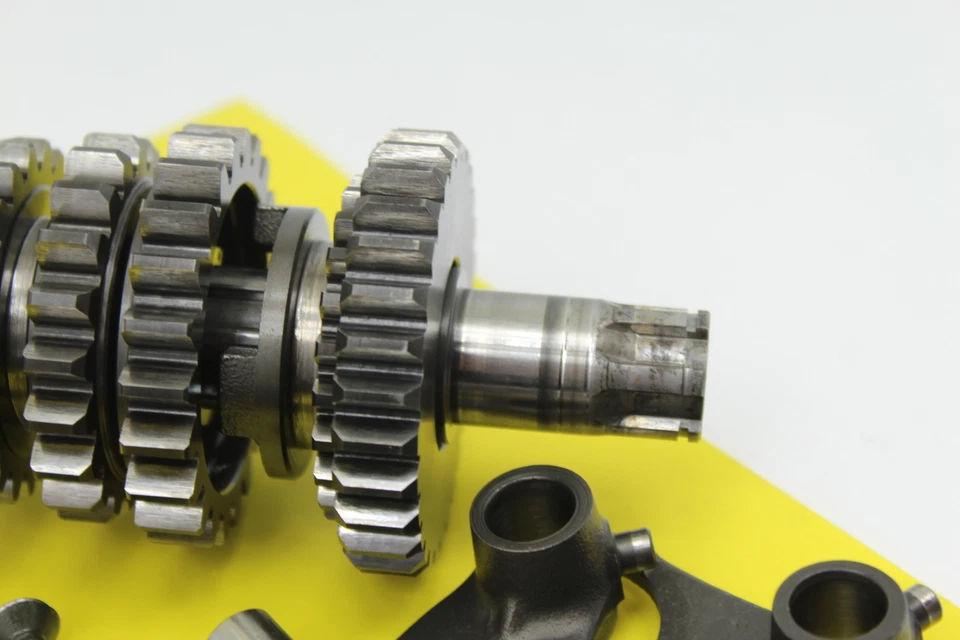 2001 Suzuki Rm80 Engine Transmission Tranny Assembly Gears - Image 3 of 4