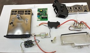 Saeco Philips Exprelia HD8854 Ersatzteile. Wassertank / Brüheinheit / Display