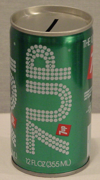 ７ＵＰ　ヴィンテージバンク VINTAGE 7 UP ORIGINAL 1972 SODA CAN BANK 4 7/8