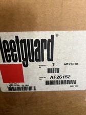 NOS Fleetguard AF26152 Air Filter