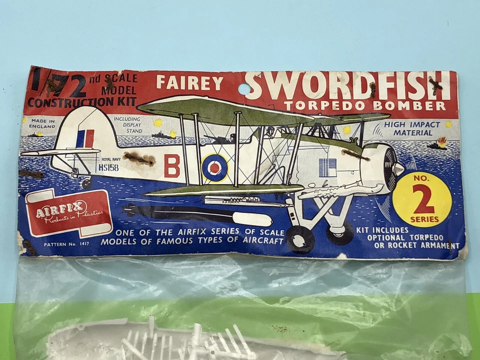 AIRFIX FAREY SWORDFISH SILURO BOMBER 1417 KIT COSTRUZIONE 1958 SERIE 1/72 2 - Immagine 2 di 4