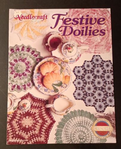 Needlecraft Shop "FESTIVE DOILIES" Six modèles motif crochet #911306 - Photo 1 sur 2