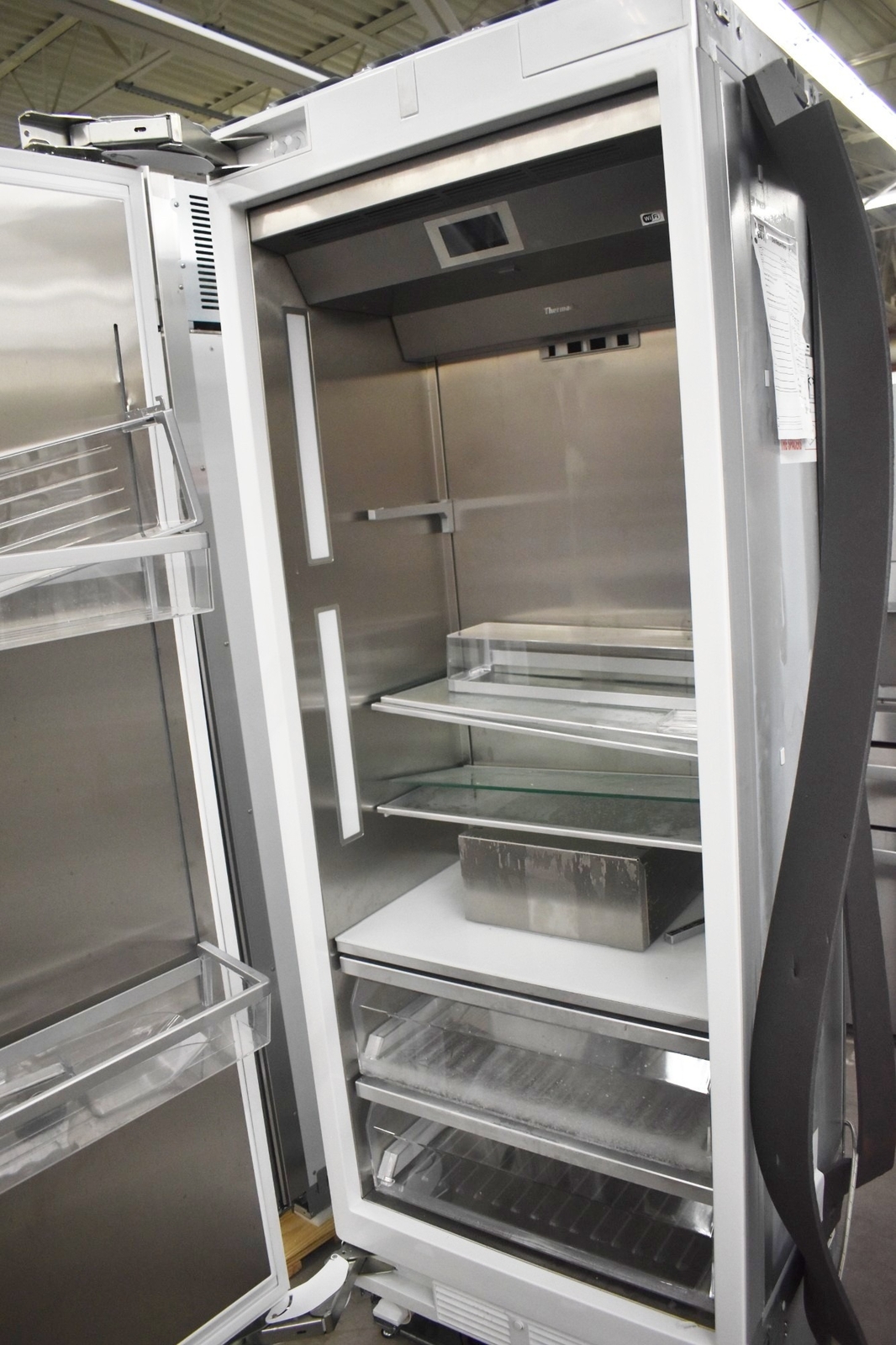 Thermador T30IF905SP 30" Custom Panel Left Hand Hinge Column Freezer