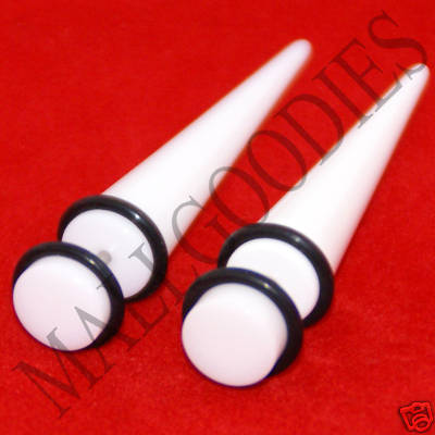 0104 Fake Faux Cheaters Illusion Stretchers Tapers Exanders Plugs 0G 8mm White