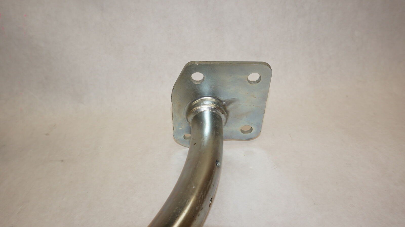 MASERATI GHIBLI TRUNK HINGE RIGHT PASSENGER 2014 2015 2016 670009222 OEM