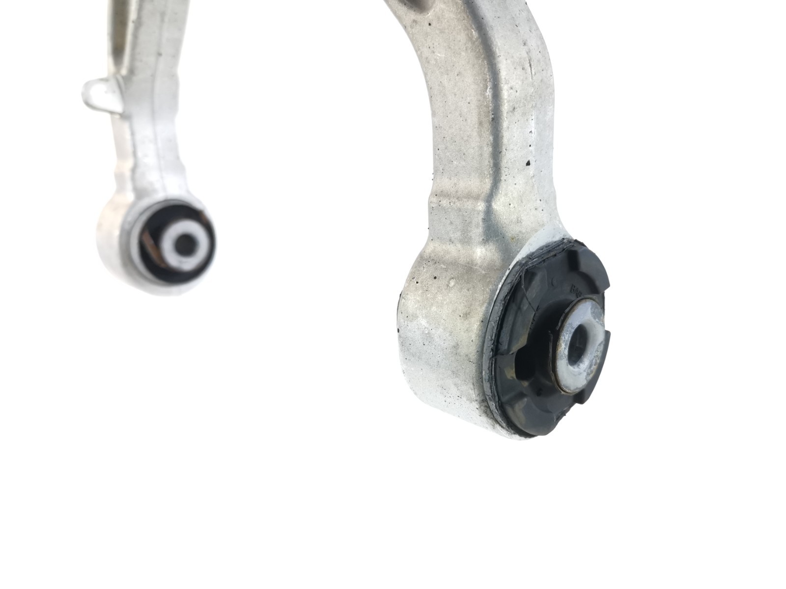 Maserati Levante 3.0 AWD 2017 Front Left Side Upper Control Arm 6700319950 OEM