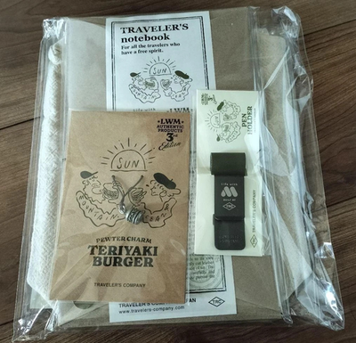 NEW Traveler's Factory Mos Burger Traveler's Notebook Olive Set