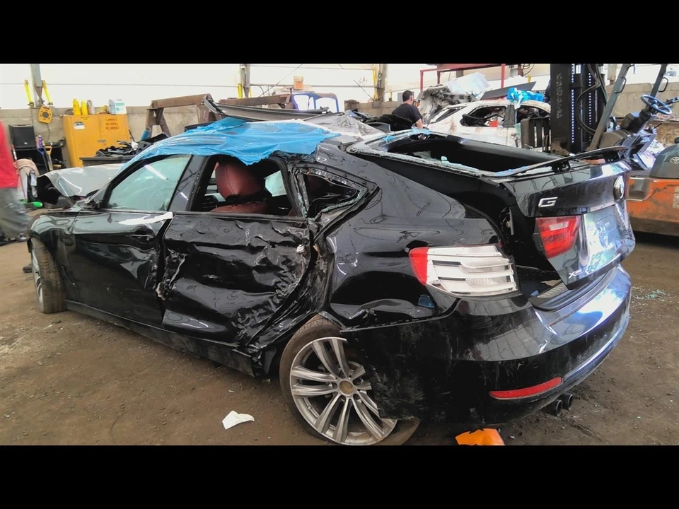 Pinza delantera izquierda conductor compatible con BMW M240i 17-21 6743731 Foto 2 de 4