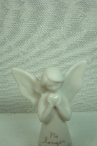 HALLMARK PORCELAIN ANGEL FIGURINE--JOANNE ESCHRICH COLLECTION--3.5" TALL - Picture 3 of 5