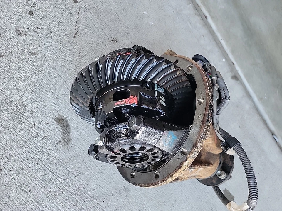 2013-2015 丰田 FJ-Cruiser 后差速器 11x41 3.727 E-Locker 全新形状 — 第 2/4 张图片