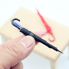 Vibrant Lightweight Easy-To-Carry 4-Piece Mini Colorful Retro-Style Umbrella Set