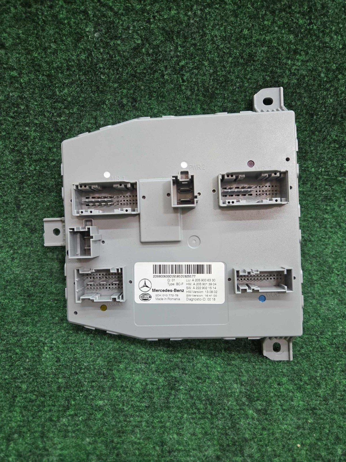 2016-2019 Mercedes Glc 300 Front Signal Acquisition Control Unit Oem A2059006330