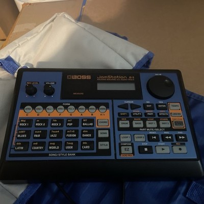 Boss JamStation JS-5 Backing Machine with Audio Track and Power Supply w/pouch.