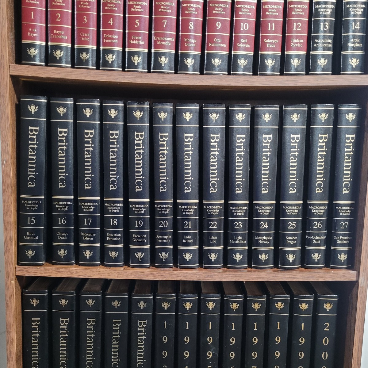 1992 Encyclopedia Britannica Full Set with Book of the Year