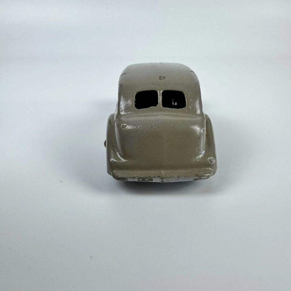Dinky 39D Buick Viceroy Salón cervatillo - bueno sin caja Foto 4 de 4