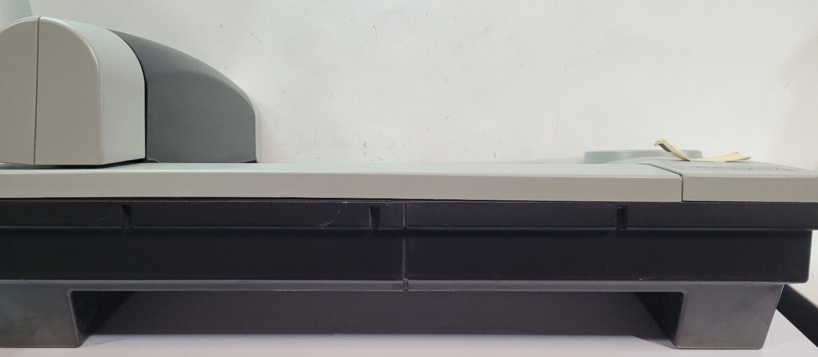 Varitronics VariQuest Cutout Maker 1800 Die Cut Machine-Power Tested Only