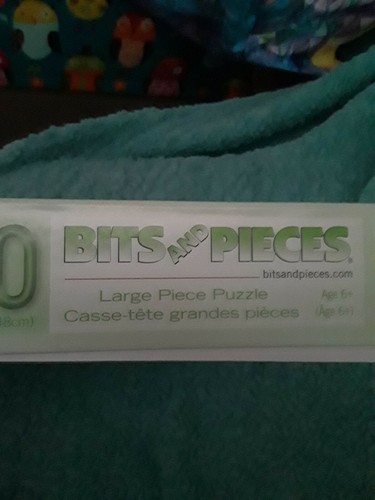 200 Piece Bits and pieces "Woodland Friends" Art By: Julie Bauknecht Counted - Picture 5 of 6