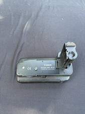 Canon BG-E7 Battery Grip  missing battery compartment 