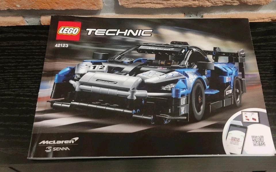 LEGO Technic 42123 McLaren Senna GTR, photo 2 sur 5