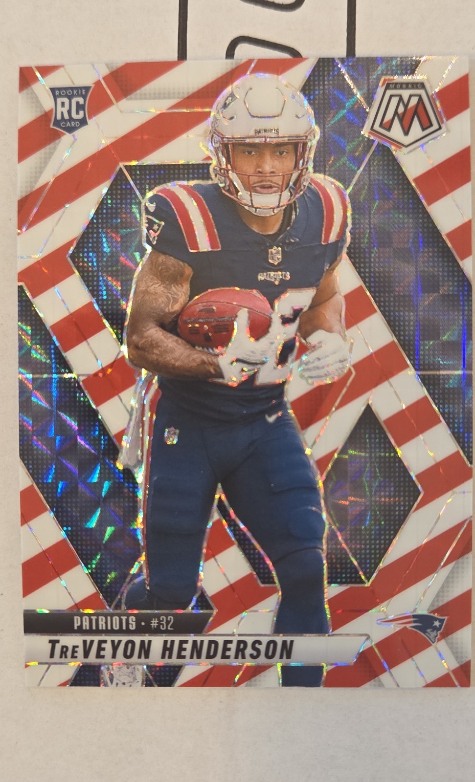 2025 Panini Mosaic - Rookies TreVeyon Henderson #325 Red & White Stripe Prizm...