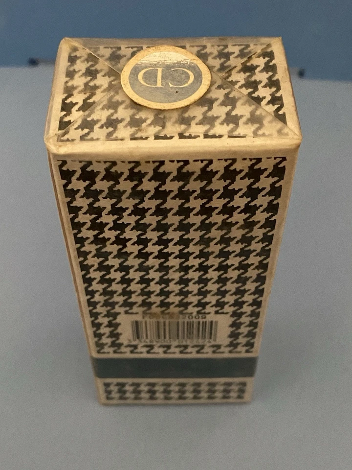 Dior Diorella 1,7 fl oz EDT *DESCONTINUADO* Foto 2 de 2