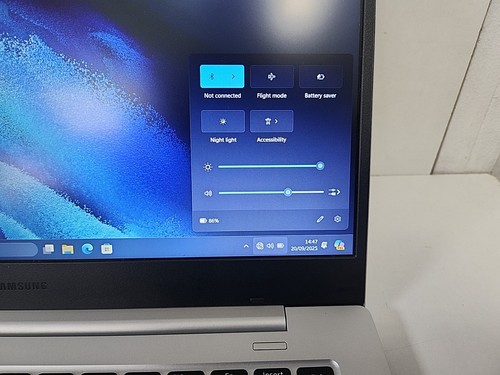 Samsung Galaxy Book Go 14" ( Snapdragon 7c Gen 2, 4GB RAM, 128GB SSD) *PLEASE RE - Picture 12 of 18