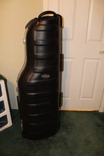 SKB Golf Travel Case Hard Shell Black Carrier Golf Bag Heavy Duty Wheeled No Key