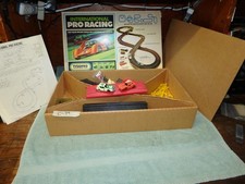 TYCO PRO Racing Slot Car Set Exclusive 1 car runs