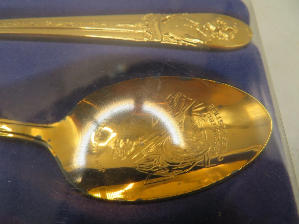 LOTE 3 CUCHARAS Montaje Vernon John Marshall Justicia Louisanna Cuchara Puro TONO DORADO Foto 3 de 4