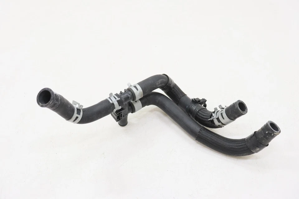 Manguera Toyota Sienna 2019 Foto 4 de 4