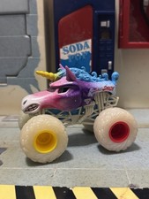 Spin Master Monster Jam Medieval Monster Sparkle Smash from the 3-Pack